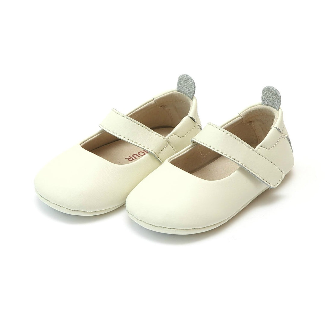 Charlotte Classic Crib Mary Jane Cream (Infant)