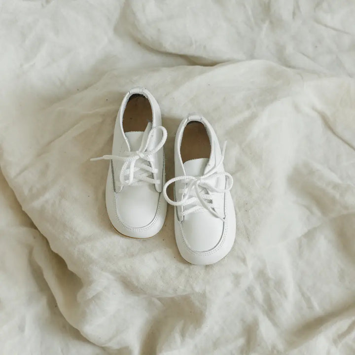 Finley Oxford White