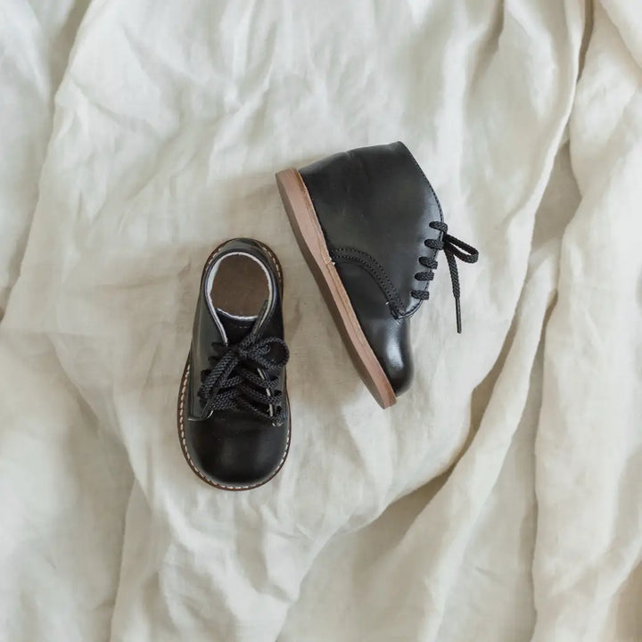 Henry First Walker Black
