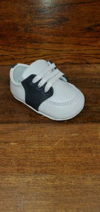 Boys White/Navy Oxford